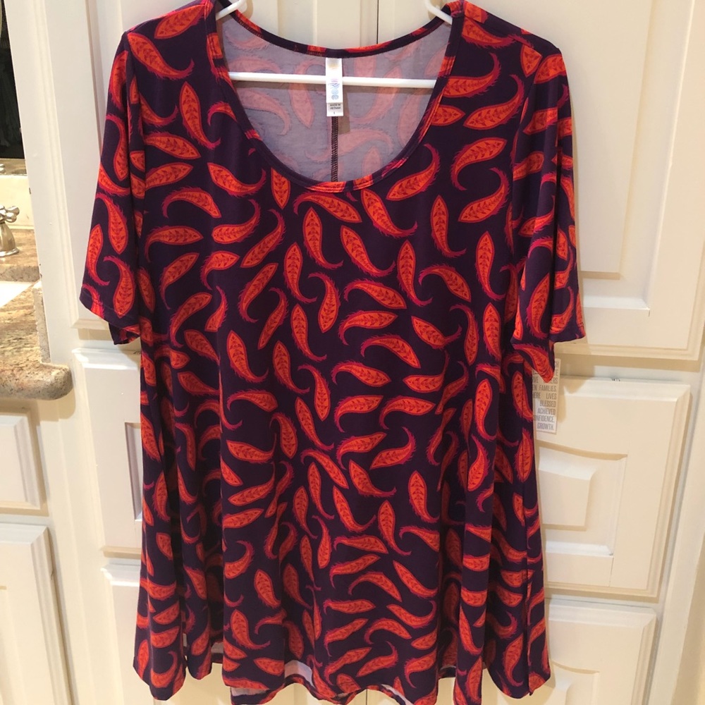 Lularoe Perfect T